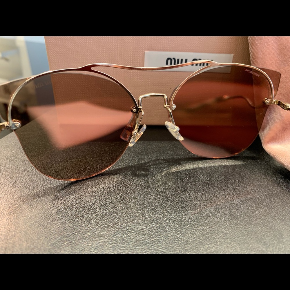 Miu Miu Sunglasses 🕶 - Picture 3 of 7